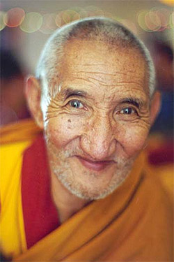 Il Ven Lama Ribur Rinpoche