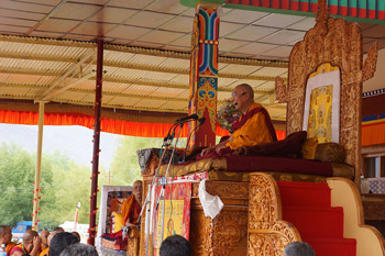 His Holiness the Dalai Lama begins four days of teachings in Leh, Ladakh, J&K, India, on August 4, 2012. Photo/Jeremy Russell/OHHDL