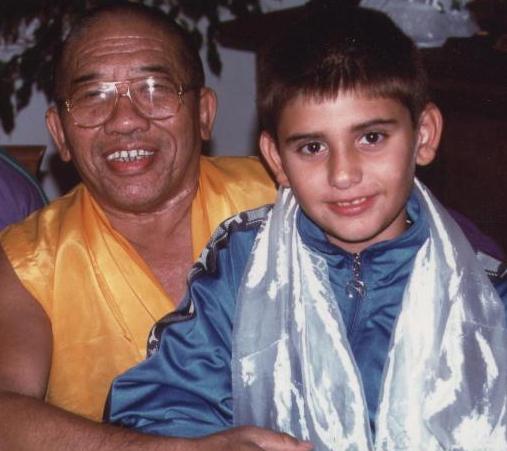 ven-ghesce-ciampa-gyatzo-con-alessandro-tenzin Il Ven Ghesce Ciampa Gyatzo con Alessandro Tenzin Villa da piccolo