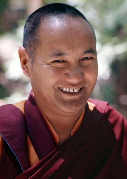 Lama Yeshe: E' estremamente importante rifiutare ogni tipo di concezione settaria.