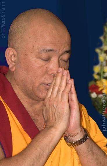 gtt7 Ven. Ghesce Tenzin Tenphel: L'amore e la compassione vanno nutriti. Coltivare amore e compassione costa poco.