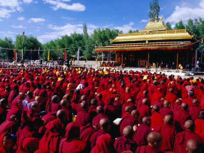 Buddha Shakyamuni stesso disse alle persone di non seguire i suoi insegnamenti con una fede cieca, ma di esaminarli attentamente prima di accettarli.