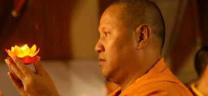 Ven. Sangye Nyenpa Rinpoce: Equalizzare significa che tutti gli esseri sonno interconnessi, che tutti desiderano la felicità.