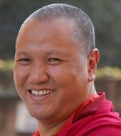 8san Ven. Sangye Nyenpa Rinpoce: Il nostro maggior ostacolo è il nostro ego, e, finché ci incatenerà, non ci sarà libertà, gioia, soddisfazione