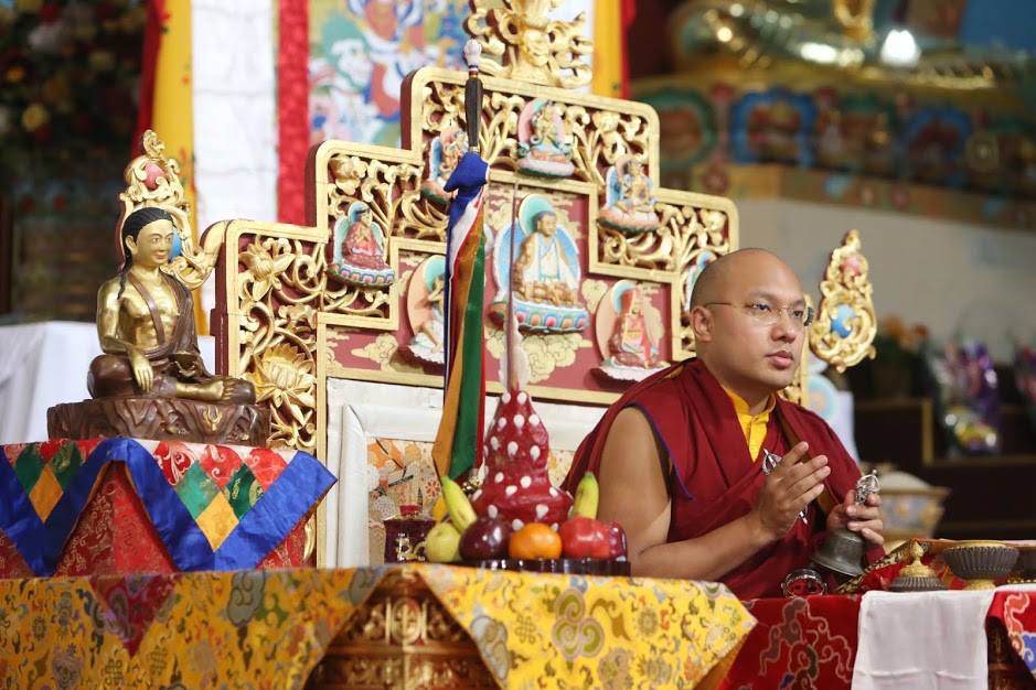 17th-gyalwang-karmapa-puja