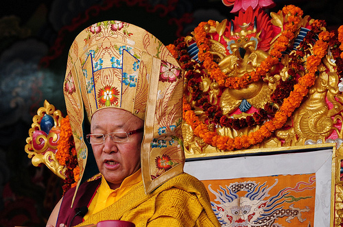 His Holiness The Drikung Kyabgön, Chetsang Rinpoche: As opposed to other purelands, the process of accumulating merit and wisdom is very rapid in Dewachen.