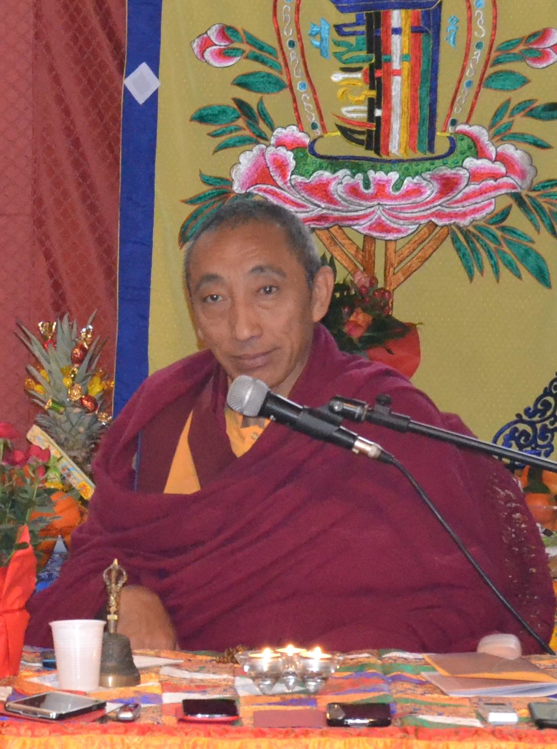 Ven. Geshe Gedun Tharchin: Il motivo per cui abbiamo tutti i problemi è che ci prendiamo cura di un’Io illusorio, lasciando senza cura il vero Io.