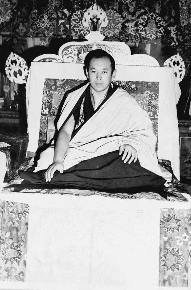 His Holiness The Drikung Kyabgön, Chetsang Rinpoche:The syllable HUNG is rich with symbolism.