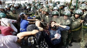 La protesta delle donne Uigur