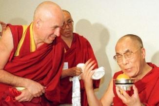 Matthieu Ricard con Sua Santita il Dalai Lama