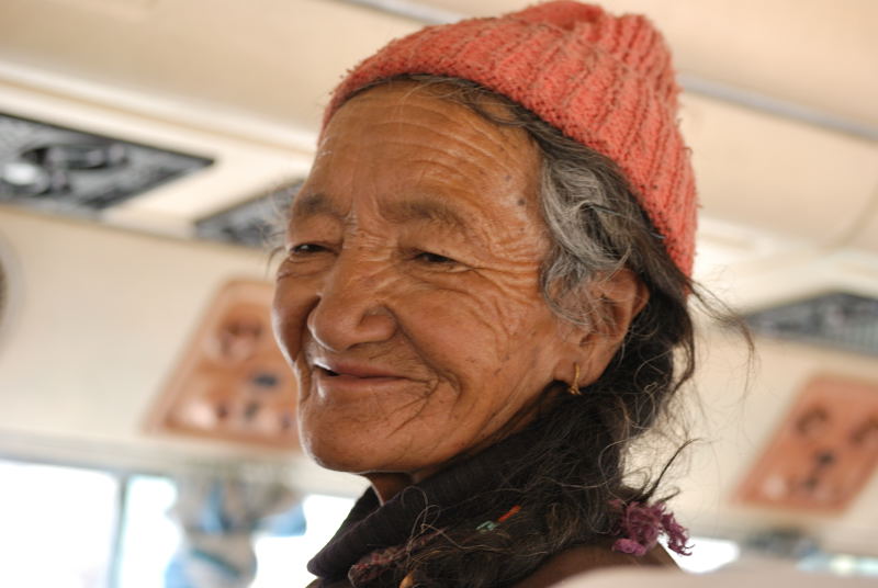 Nonostante la morsa di ferro, i tibetani non intendono piegarsi. A più riprese hanno fatto sentire il loro urlo. 