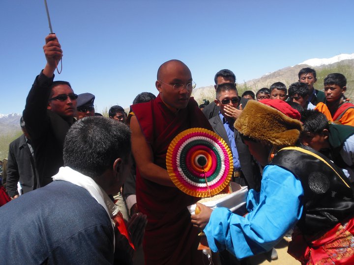 Sua Santità il Karmapa partecipa in Ladakh India ad una commemorazione dei martiri in Tibet