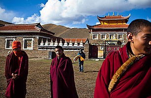 Il monastero di Kardze' in Tibet, cui appartenevano molti monaci che si sono immolati.