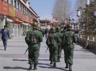 Lhasa presidiata dalle truppe cinesi