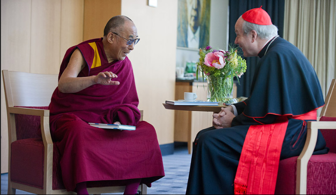 Sua Santità il Dalai Lama: "Tutte le religioni veicolano il messaggio di amore e compassione”.