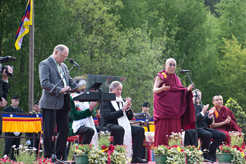 His Holiness the Dalai Lama speaking at the Rieftanzplatz Ground in Hüttenberg, Austria, on May 17, 2012. Photo/Tenzin Choejor/OHHDL 