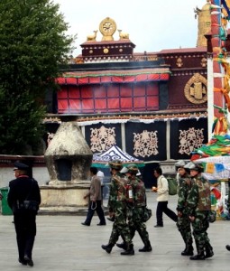 Chinese soldiers in Lhasa