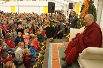 His Holiness the Dalai Lama speaking during his visit to Gymnasium Steinhude in Steinhude, Germany on September 19, 2013. Photo/Jeremy Russell/OHHDL 