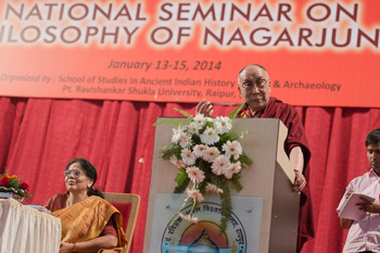His Holiness the Dalai Lama speaking at the inauguration of the National Seminar on the Philosophy of Nagarjuna at Pt. Ravishankar Shulkla University in Raipur, Chattisgarh on January 13, 2014. Photo/Tenzin Choejor/OHHDL