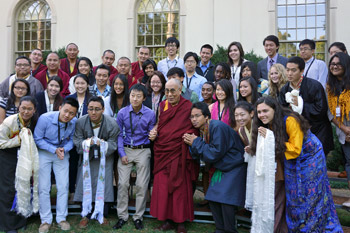His Holiness the Dalai Lama with China-Tibet Initiative members after their meeting at Emory University in Atlanta, Georgia on October 9, 2013. Photo/Jeremy Russell/OHHDL