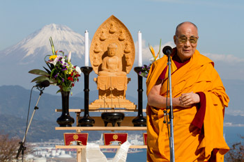 His Holiness the Dalai Lama speaking at the Interfaith Service for World Peace in Shizuoka, Japan on November 22, 2013. Photo/Office of Tibet, Japan