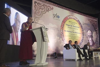 His Holiness the Dalai Lama speaking at Veer Narmad South Gujarat University in Surat, Gujarat, India on January 1, 2015. Photo/Tenzin Choejor/OHHDL 