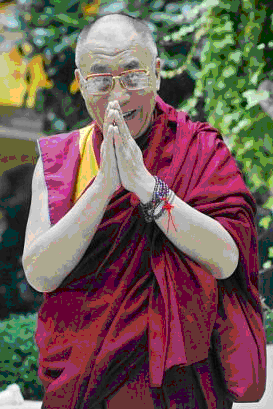 Sua Santità il Dalai Lama è diventato uno dei massimi leader spirituali del nostro tempo. Il suo messaggio di pace e la sua capacità di comprensione ha toccato milioni di uomini e donne che, nel mondo.