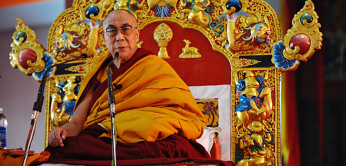 Sua Santità il Dalai Lama: Ora, avendo ottenuto questo corpo tanto prezioso ora mi impegnerò a rendere la mia vita colma di significato.