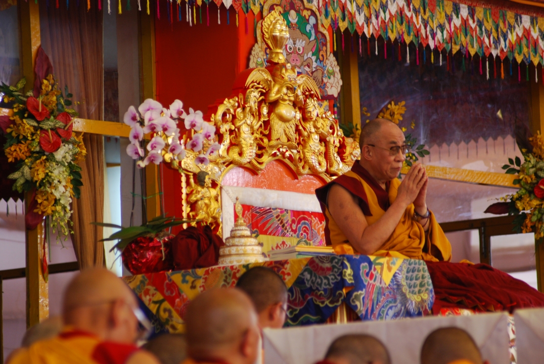 Sua Santità il Dalai Lama: Quali sono le condizioni necessarie per lo sviluppo della visione speciale? Affidarci a un essere santo, colui che è compassionevole ed instancabile.  (Foto di Luciana Usellini)