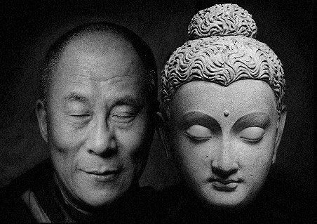Sua Santità il Dalai Lama, Commentario su Gyalwa Gyatso: Quando fate una purificazione delle varie illusioni o attitudini disturbanti, la purificazione viene fatta applicando i poteri opponenti, ad esempio, usate un modo di approccio completamente diverso dalla cosa che dovete abbandonare.