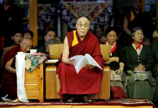 Sua Santità il Dalai Lama: Se siete vittima di un’ingiustizia, battetevi per i vostri diritti e fate trionfare la verità.