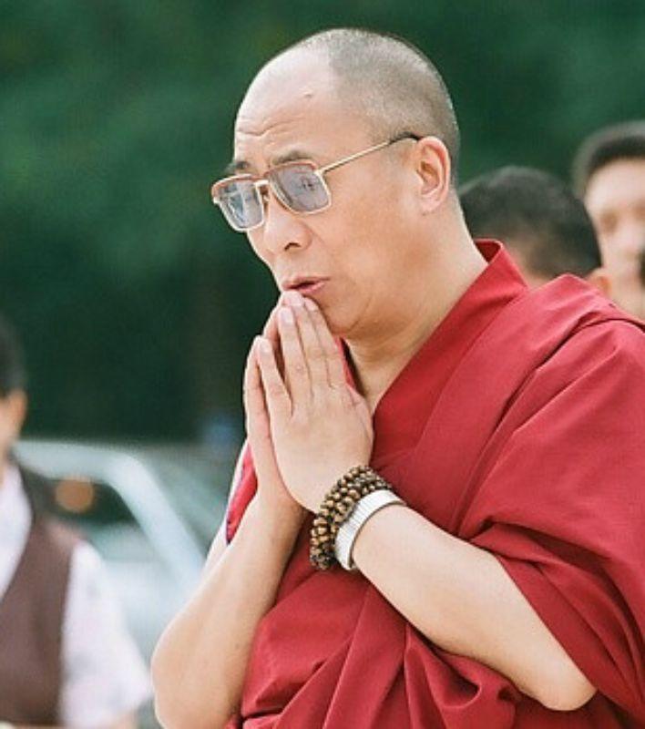 Sua Santità il Dalai Lama: "La pena di morte è pura violenza, una violenza barbara e inutile. È anche pericolosa, perché non può portare che ad altre violenze. Come ogni violenza."