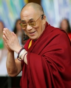 Sua Santità il Dalai Lama: Maggiore è la capacità altruistica e più grande è la capacità di sviluppare il proprio buon cuore e cordialità.